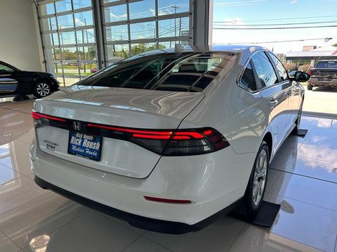 Used 2023 Honda Accord LX image 8