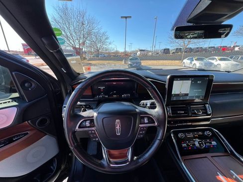 Used 2021 Lincoln Navigator L Reserve w/ Luxury Package image 45