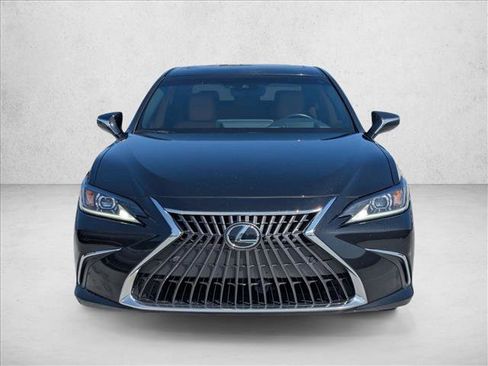 Used 2025 Lexus ES 300h w/ Premium Package FWD image 2