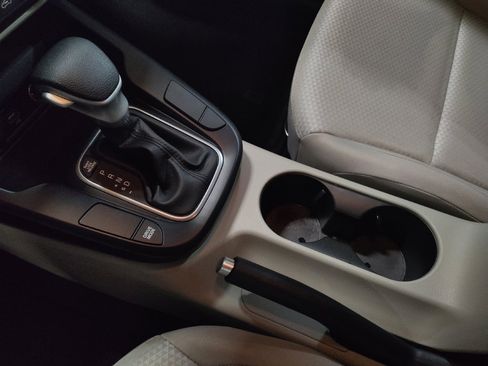 Used 2025 Kia Soul LX image 26