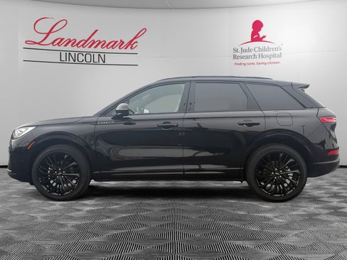 Certified 2024 Lincoln Corsair Reserve w/ Equipment Group 202A image 2