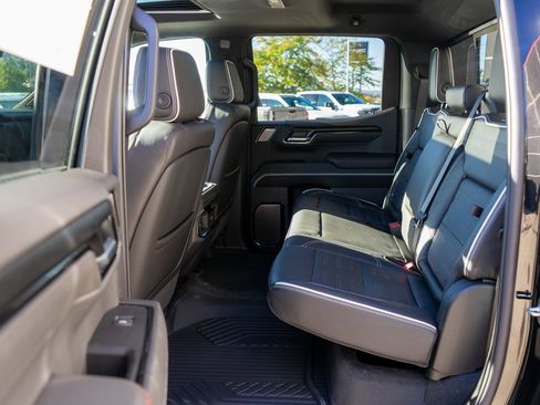 New 2026 GMC Sierra 1500 AT4X w/ AT4X AEV Edition image 13