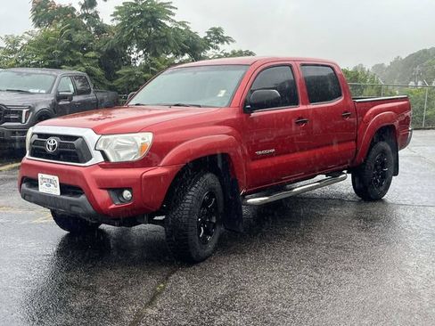 Used 2013 Toyota Tacoma 4x4 Double Cab w/ SR5 Pkg image 8
