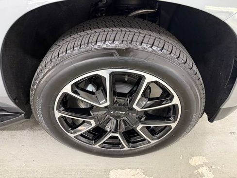 New 2026 Chevrolet Suburban RST w/ Comfort Package image 4