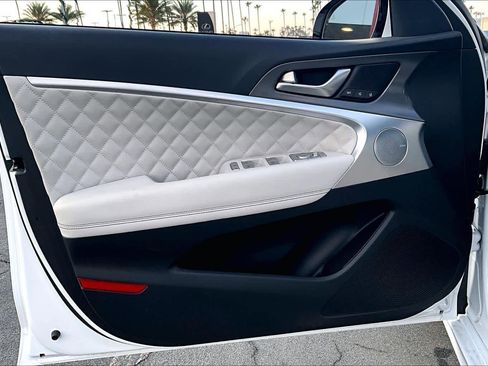 Used 2024 Genesis G70 3.3T Advanced w/ Sport Prestige Package image 21