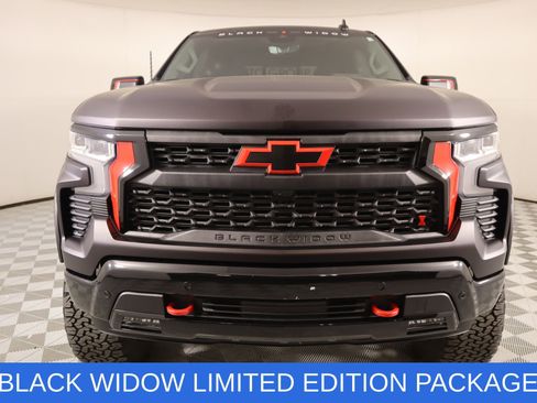 Used 2025 Chevrolet Silverado 1500 LTZ AWD/4WD image 11