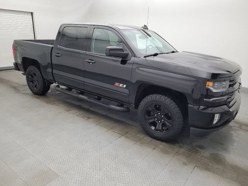 Used 2017 Chevrolet Silverado 1500 LTZ Z71 w/ LTZ Plus Package image 11