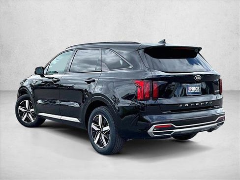 Used 2021 Kia Sorento EX image 13