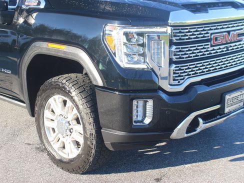 Used 2023 GMC Sierra 2500 Denali w/ Denali Ultimate Package image 9