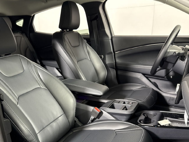 New 2025 Ford Mustang Mach-E Premium w/ Interior Protection Package AWD/4WD image 11