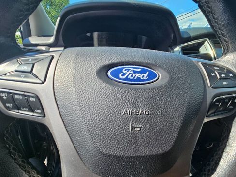 Used 2019 Ford Ranger XLT w/ Equipment Group 302A Luxury AWD/4WD image 18