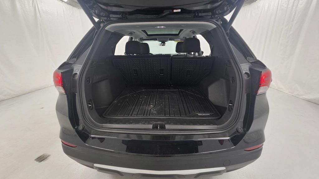 Used 2022 Chevrolet Equinox LT AWD/4WD image 15