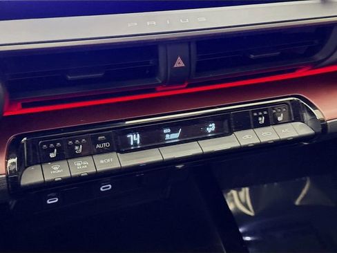 Used 2024 Toyota Prius Prime Premium w/ Advanced Technology Package image 16