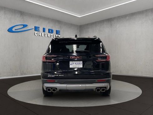 Used 2024 GMC Acadia Elevation image 5