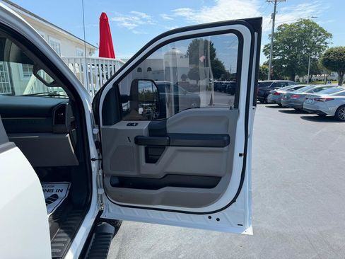 Used 2020 Ford F350 XL w/ Power Equipment Group AWD/4WD image 23