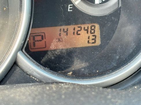 Used 2010 Nissan Versa 1.8 SL 4dr Hatchback w/ Navigation/Satellite Pkg image 15