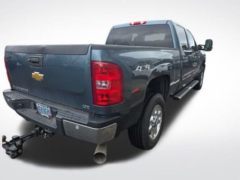 Used 2014 Chevrolet Silverado 3500 LTZ w/ LTZ Plus Package image 3