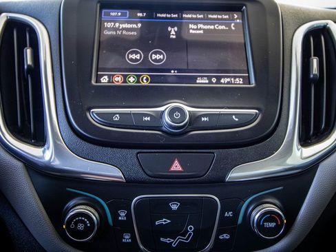 Used 2019 Chevrolet Equinox LS image 34