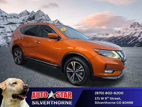 Used 2017 Nissan Rogue SL w/ SL Premium Package image 1