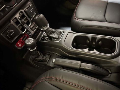 New 2026 Jeep Wrangler Unlimited Rubicon image 24