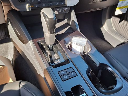 New 2026 Subaru Outback Premium image 11