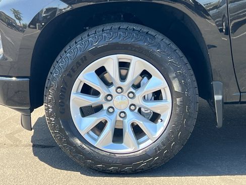 Used 2022 Chevrolet Silverado 1500 Custom RWD image 25