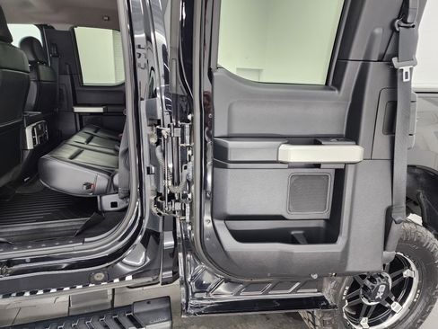 Used 2019 Ford F350 Lariat w/ Chrome Package AWD/4WD image 37