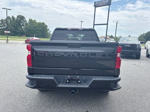 Used 2023 Chevrolet Silverado 1500 Custom w/ LPO, Dark Essentials Package AWD/4WD image 8