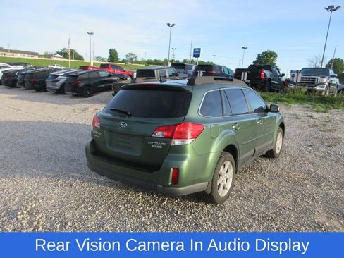 Used 2013 Subaru Outback 2.5i Limited w/ Moonroof Pkg AWD/4WD image 3