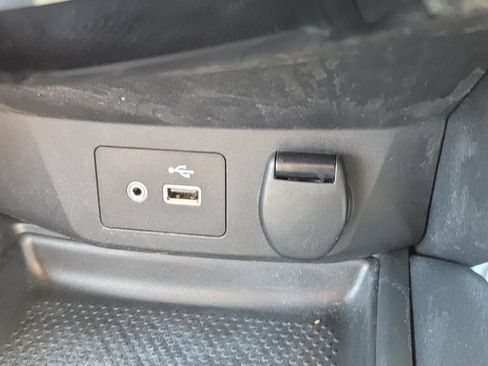 Used 2019 Nissan Rogue S AWD/4WD image 26