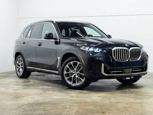 Used 2026 BMW X5 xDrive40i w/ Premium Package AWD/4WD image 4
