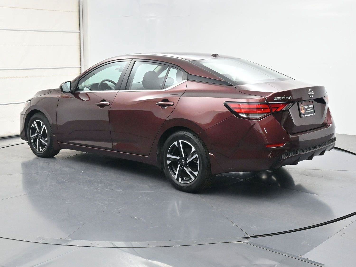 Used 2024 Nissan Sentra SV FWD image 21