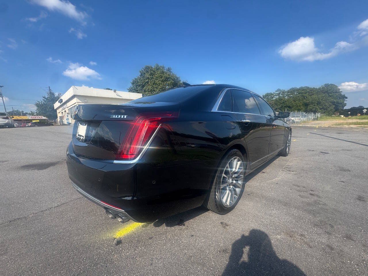 Used 2018 Cadillac CT6 Luxury AWD/4WD image 6