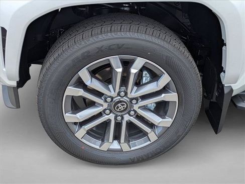 New 2026 Toyota 4Runner Limited AWD/4WD image 10
