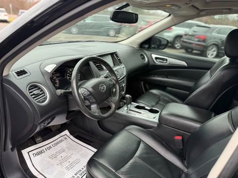 Used 2018 Nissan Pathfinder SL w/ SL Premium Package image 11