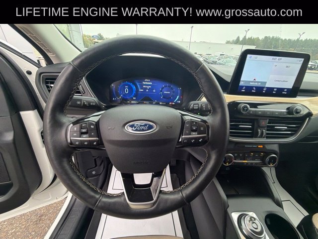 Used 2022 Ford Escape Titanium w/ Titanium Elite Package AWD/4WD image 15