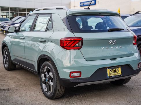 New 2026 Hyundai Venue SEL image 8