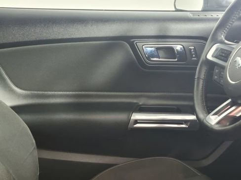 Used 2015 Ford Mustang Convertible w/ Equipment Group 051A image 24