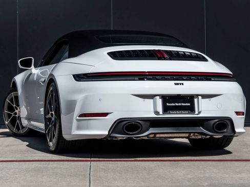 Certified 2026 Porsche 911 Carrera S RWD image 10