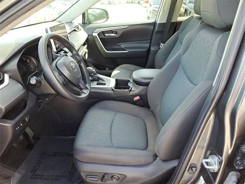 Used 2023 Toyota RAV4 XLE image 10