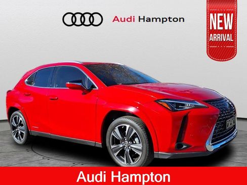 Used 2022 Lexus UX 250h w/ Premium Package AWD/4WD image 2