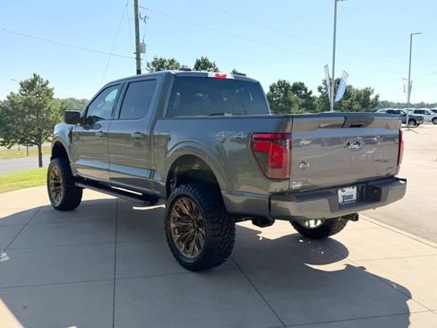 Used 2026 Ford F150 XLT AWD/4WD image 4