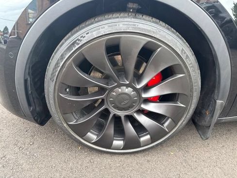 Used 2021 Tesla Model Y Performance AWD/4WD image 9