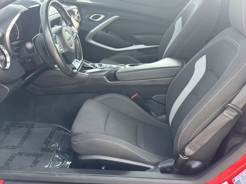 Used 2023 Chevrolet Camaro LT RWD image 9
