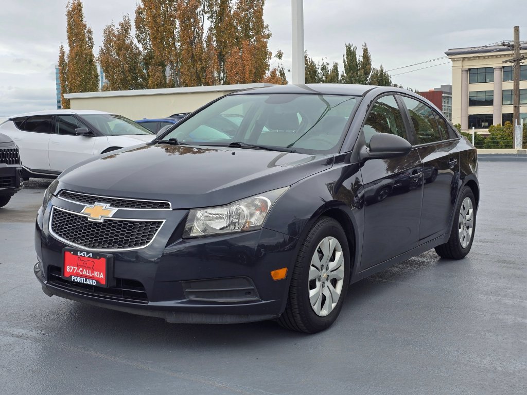 Used 2014 Chevrolet Cruze LS FWD image 7