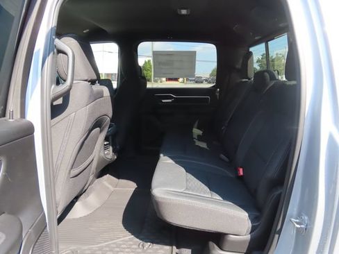 New 2026 RAM 1500 4x4 Crew Cab image 21