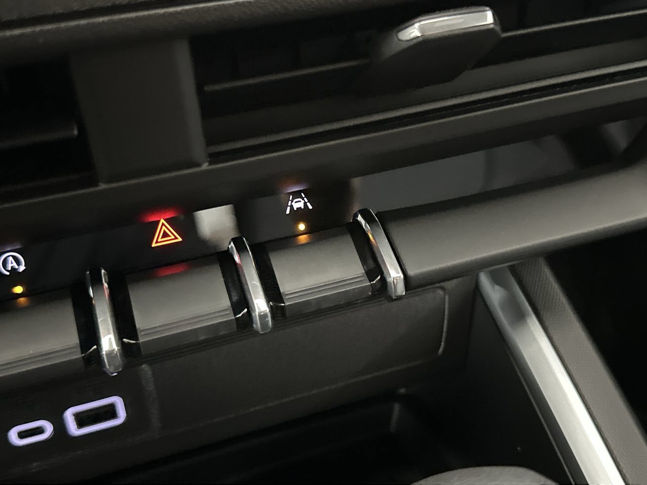 New 2026 Chevrolet Colorado Trail Boss AWD/4WD image 50