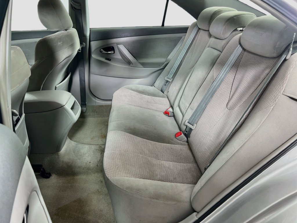 Used 2010 Toyota Camry FWD image 22
