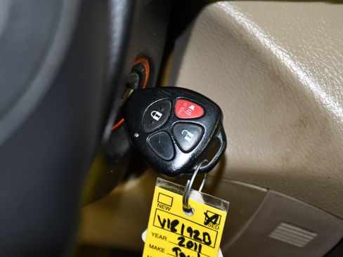 Used 2011 Toyota RAV4 2WD w/ Upgrade Value Pkg image 24
