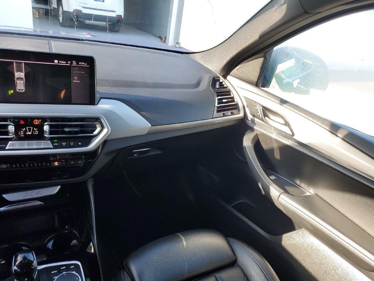 Used 2022 BMW X4 xDrive30i w/ Convenience Package AWD/4WD image 14